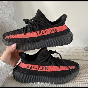 YEEZY BOOST 350 V2 RED